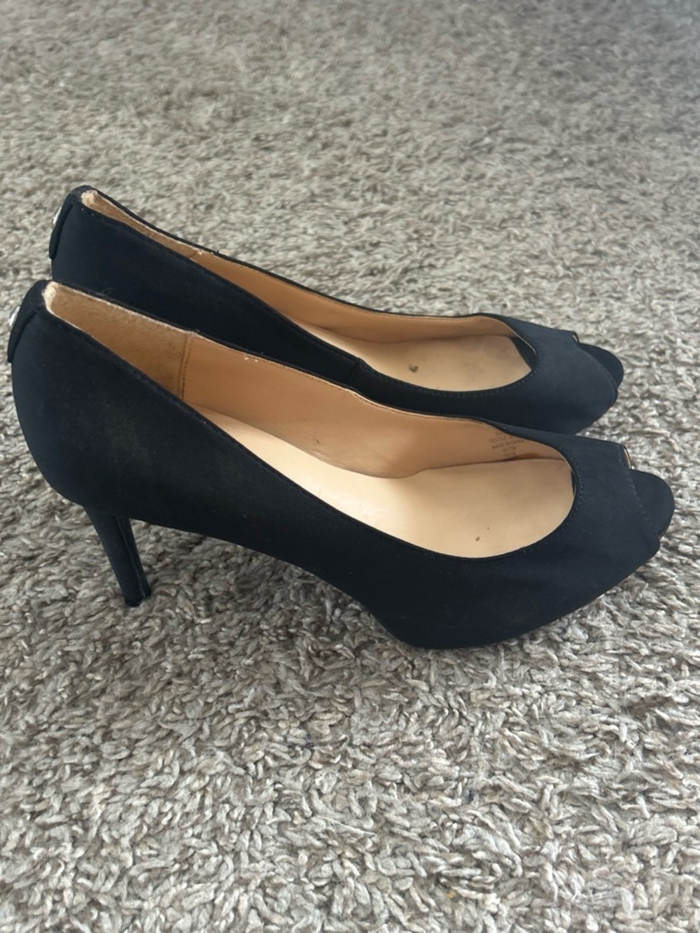 Liz Claiborne Black Peep-Toe Heels